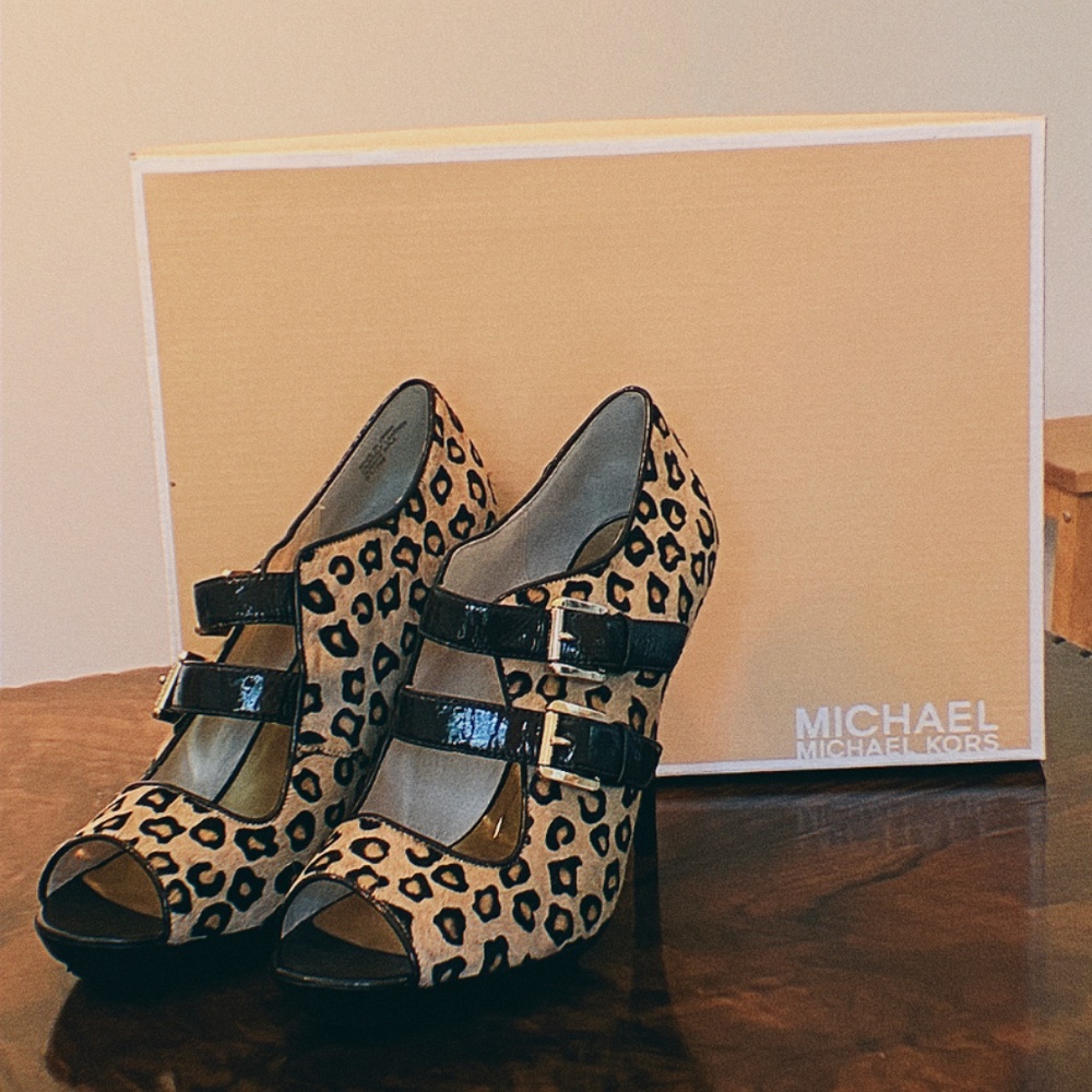 Michael Kors  Women's High Heels Size 8.5 US